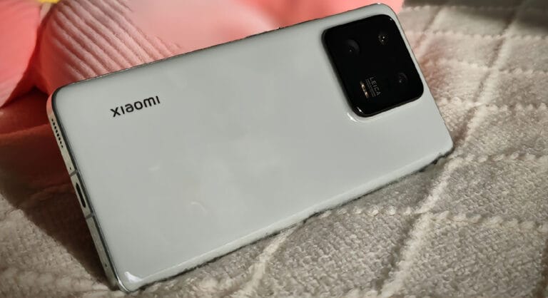 Xiaomi Vietnam menghadirkan kembali 13 Pro dengan harga baru